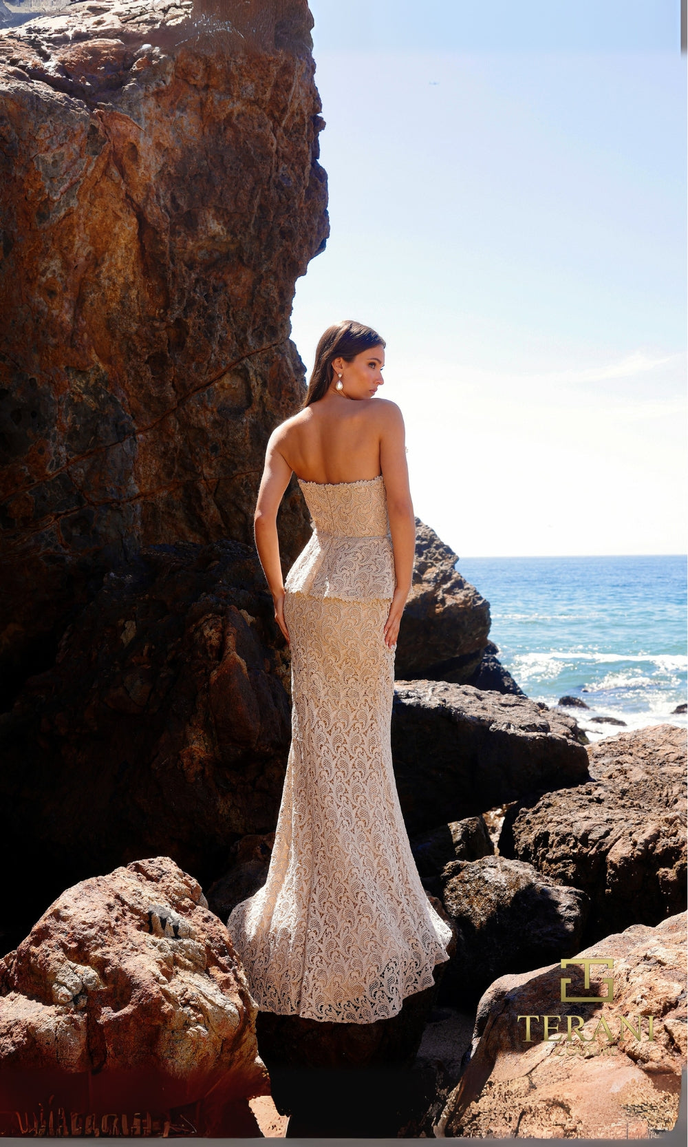 Terani Couture 252E5144