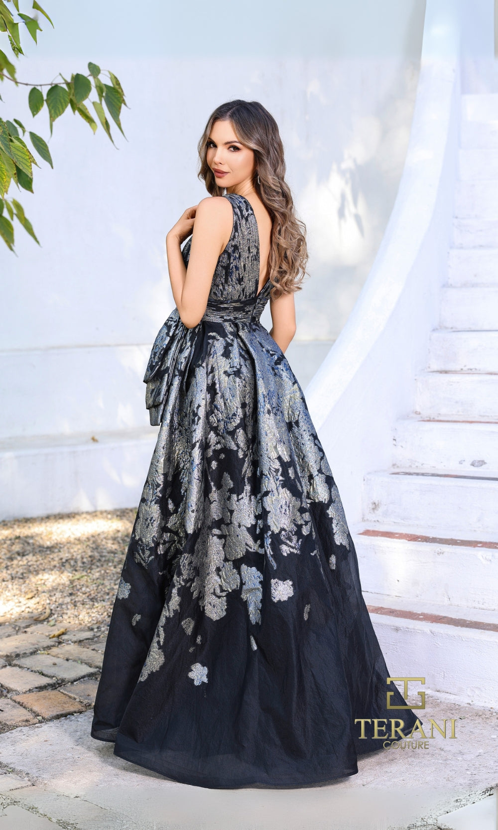 Terani Couture 252E5145