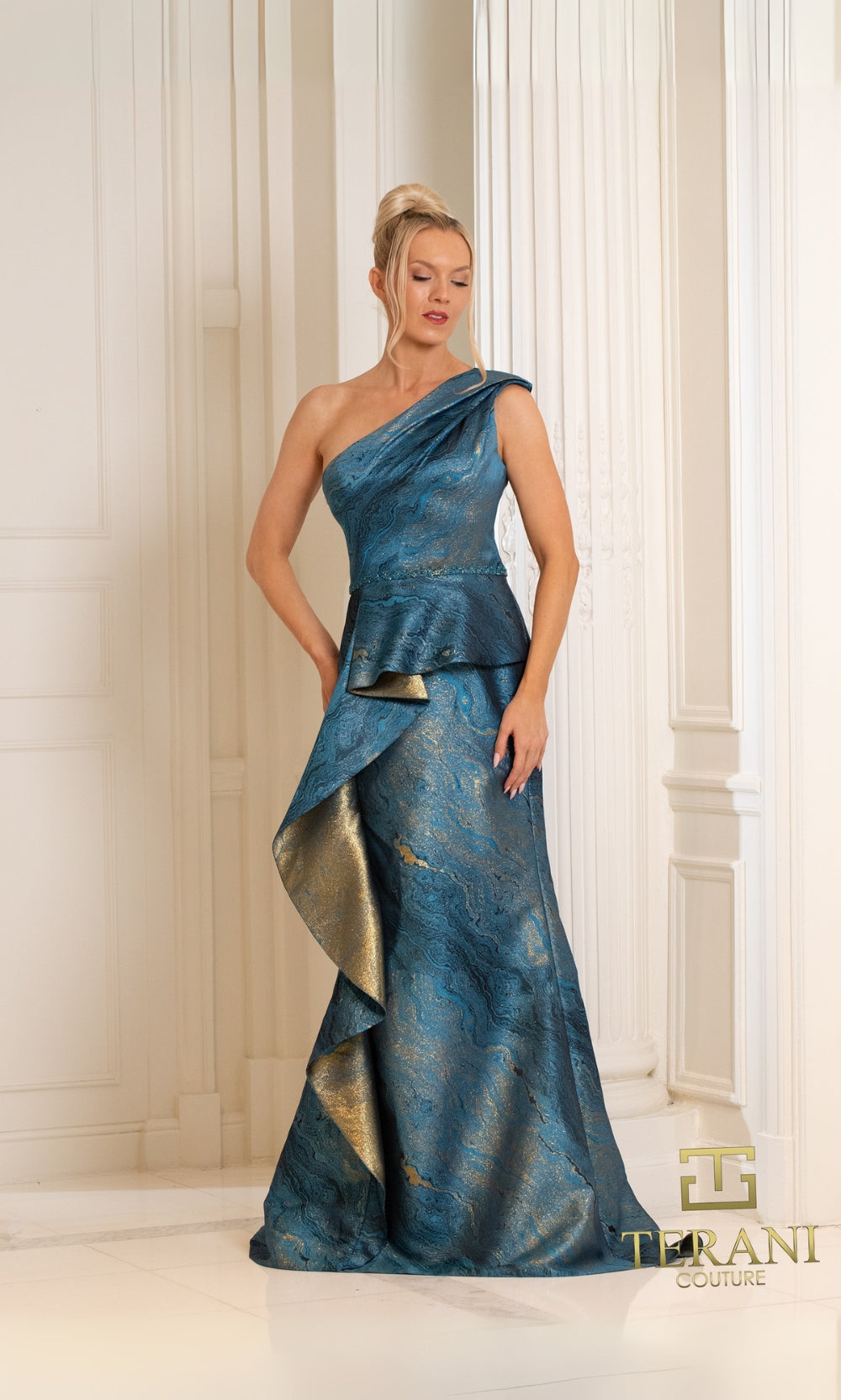 Terani Couture 252E5159