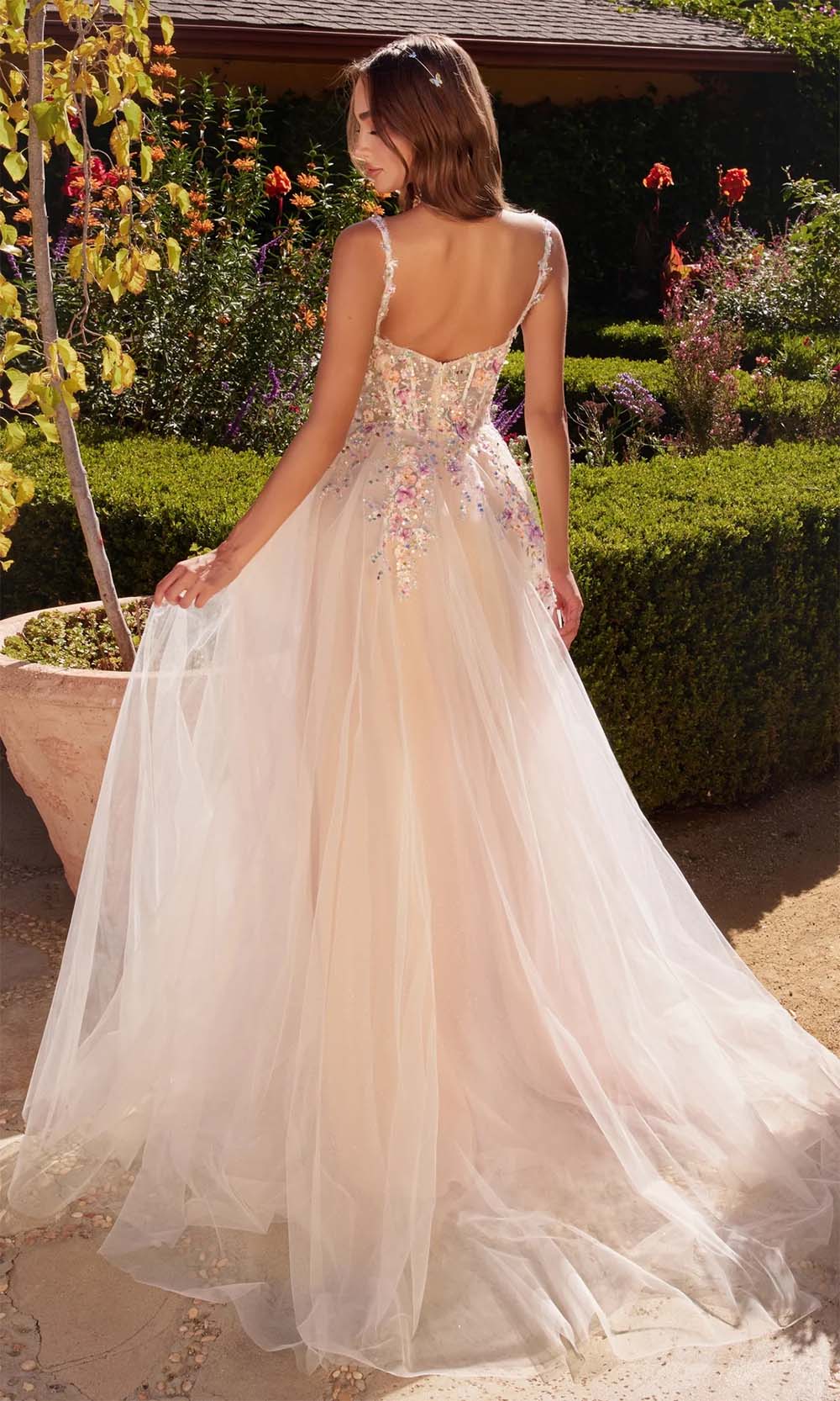 Andrea and Leo A1288 White/Flowers