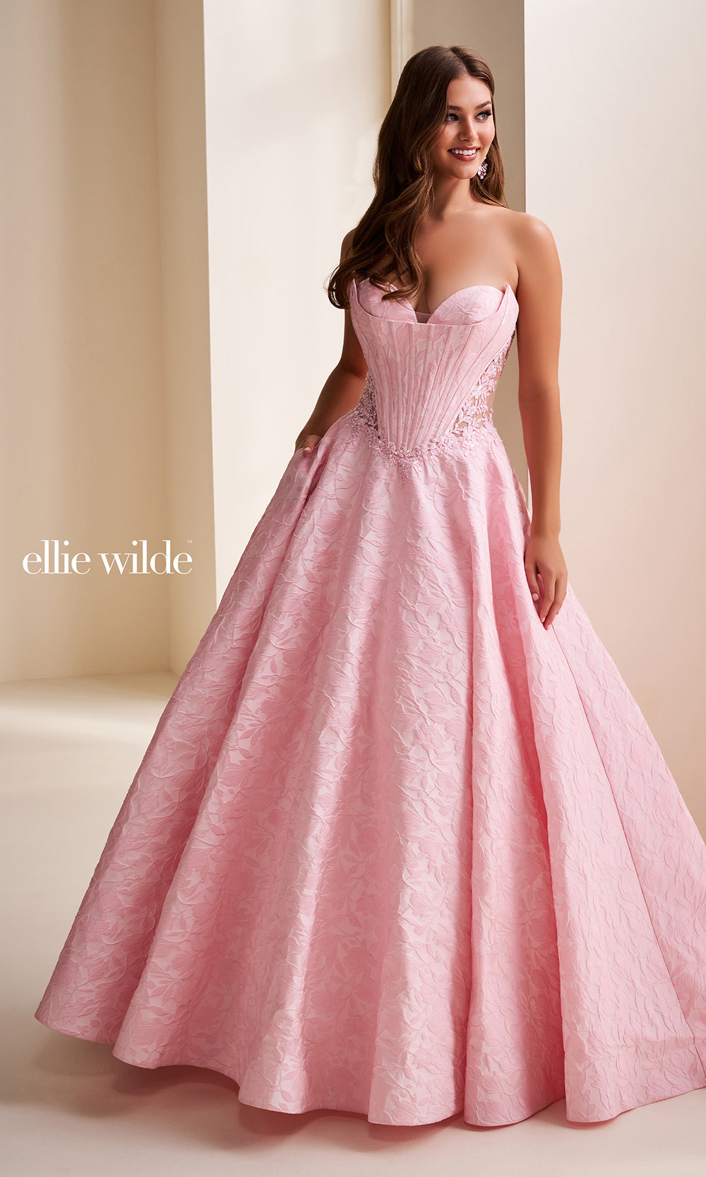 Ellie Wilde EW37080
