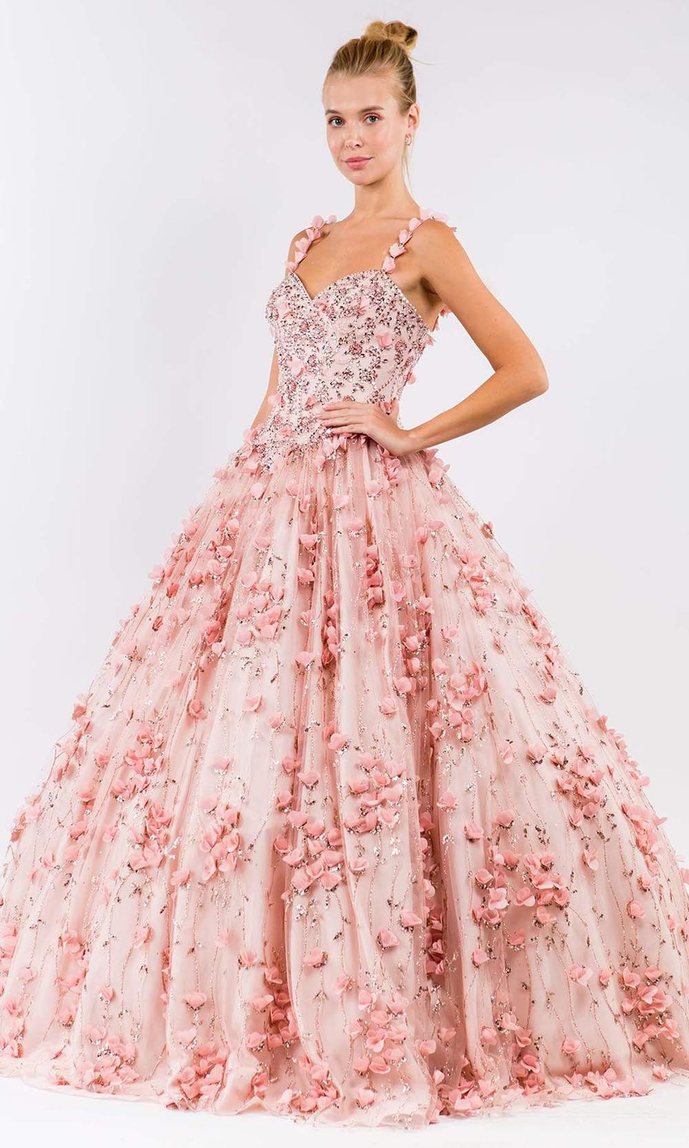 Elizabeth K GL1959 Blush