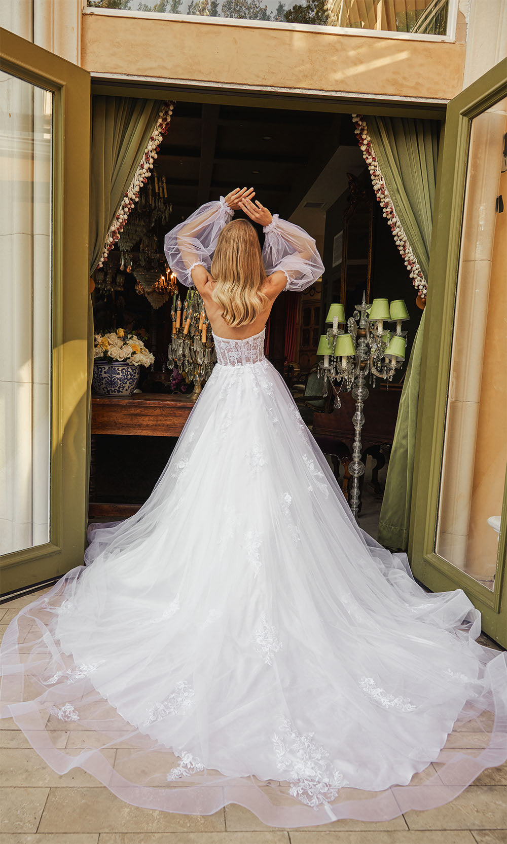 Elizabeth K GL3579 White