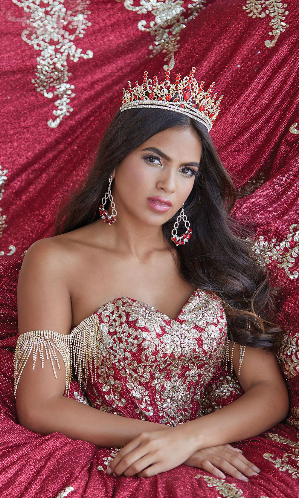 House of Wu 26053 Red/Gold