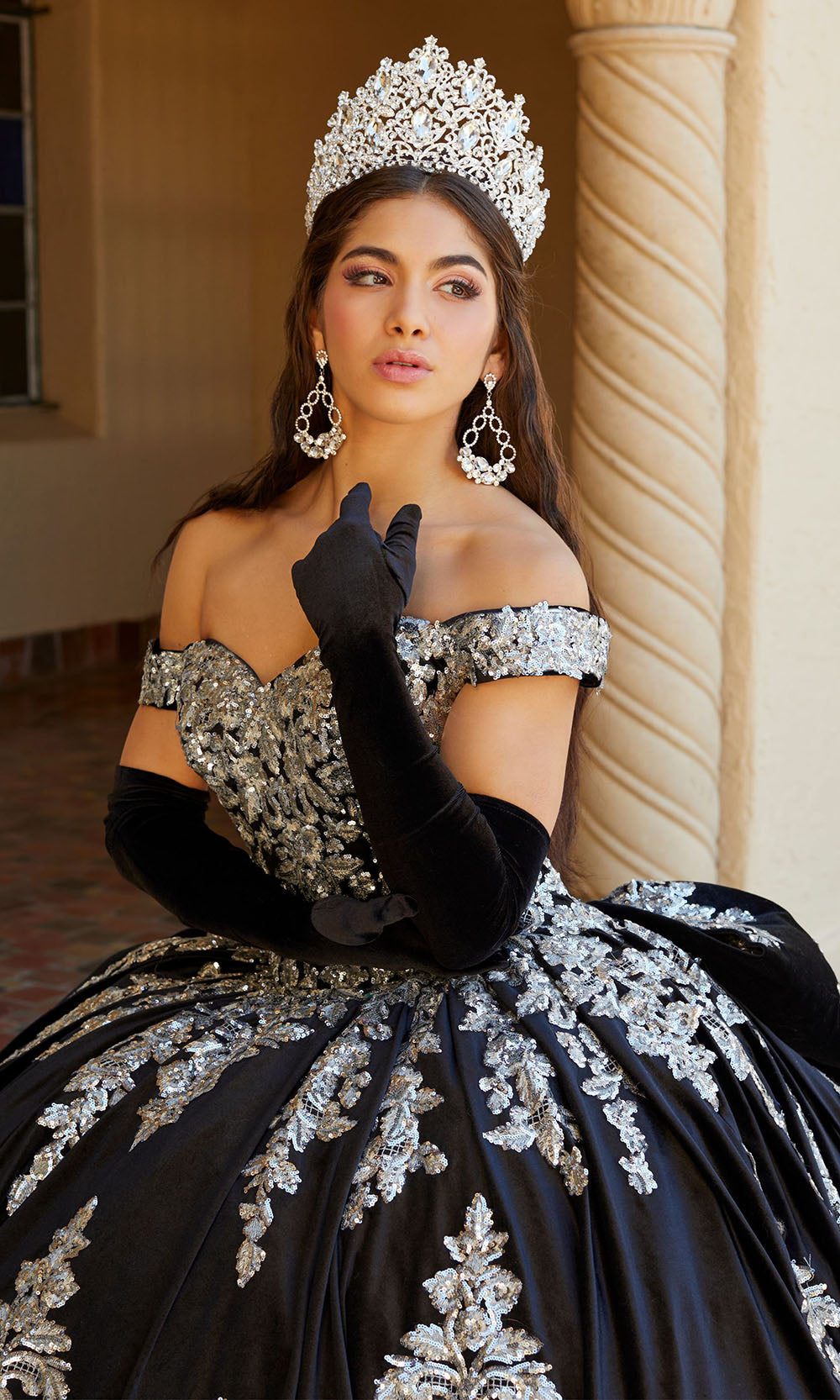 House of Wu 26065 Black/Silver