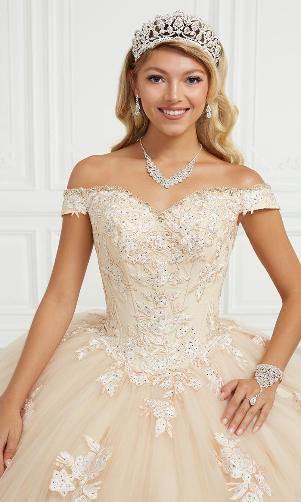 House of Wu 26973 Champagne