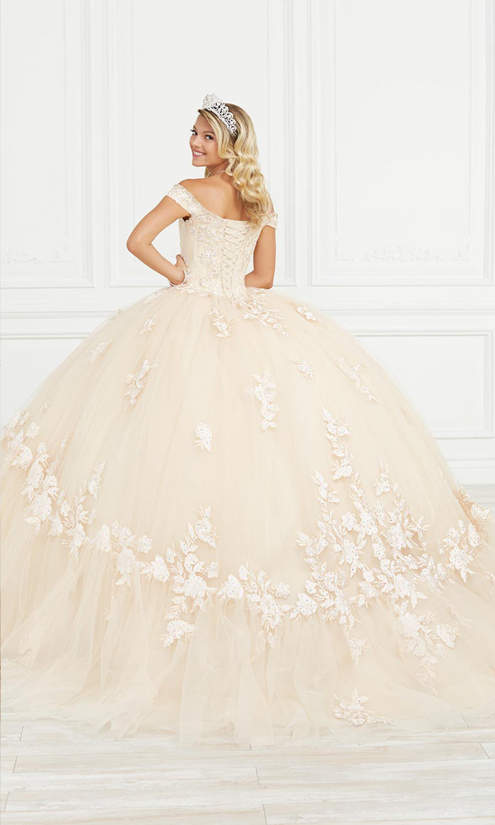 House of Wu 26973 Champagne