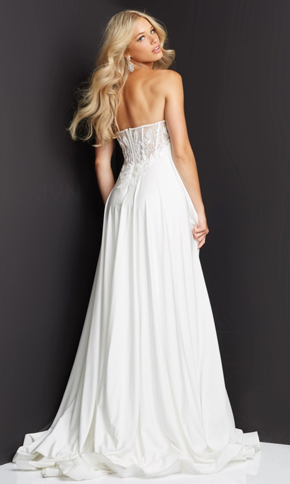 JVN by Jovani JVN07648 White