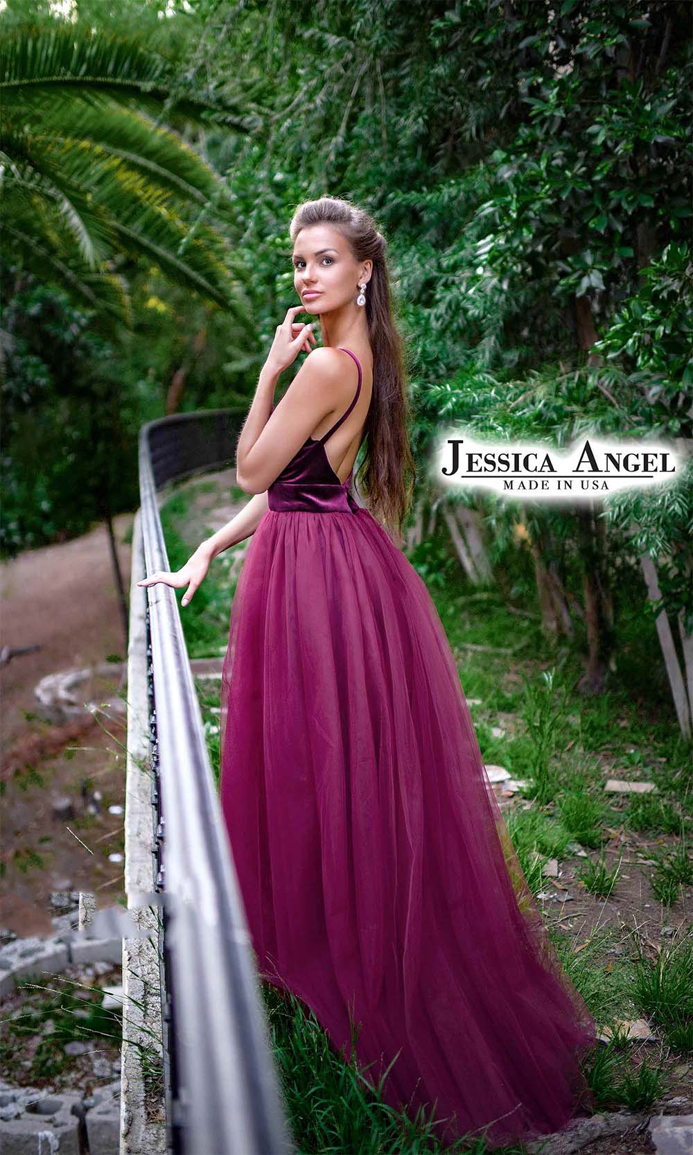 Jessica Angel 624 Beet Red