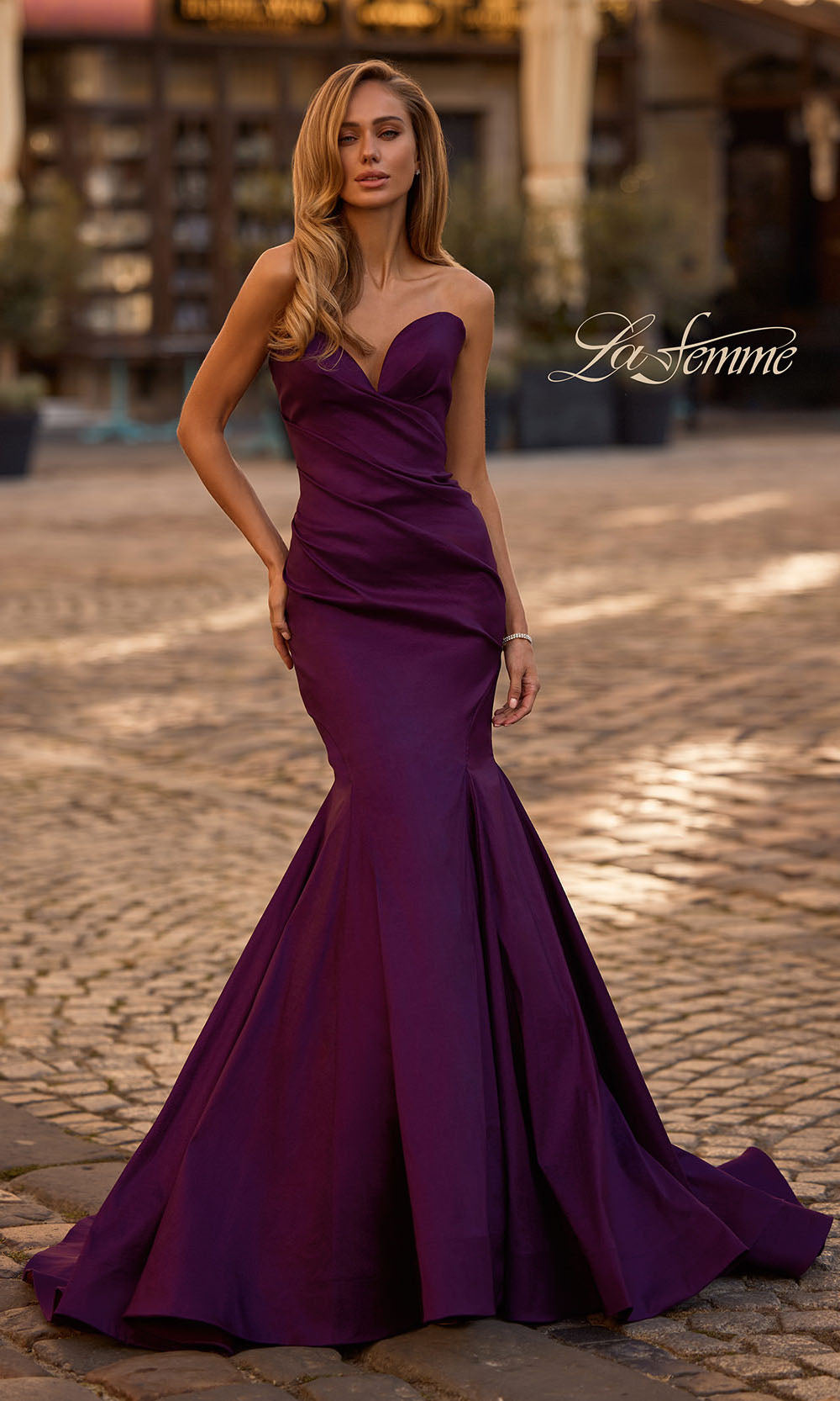 La Femme 32791 Dark Berry