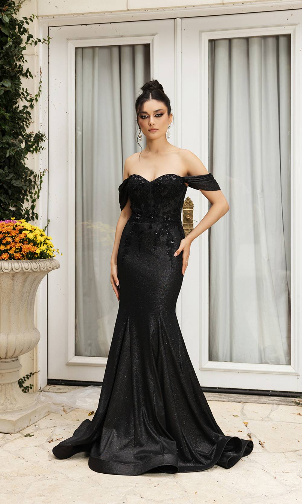 May Queen MQ2104 Black