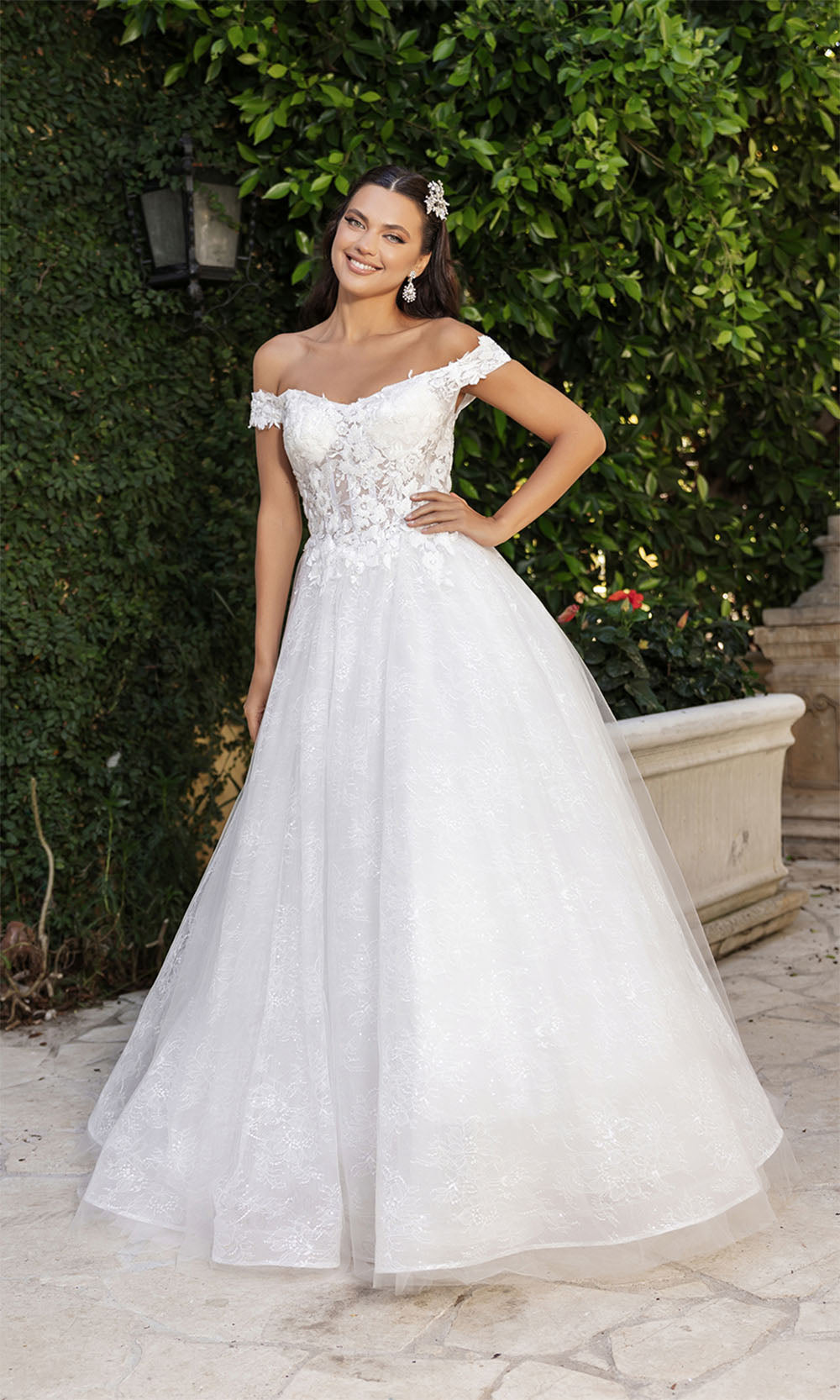 May Queen RQ8166 Off White