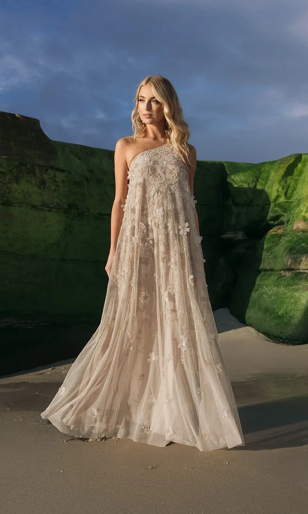 Mac Duggal 9381