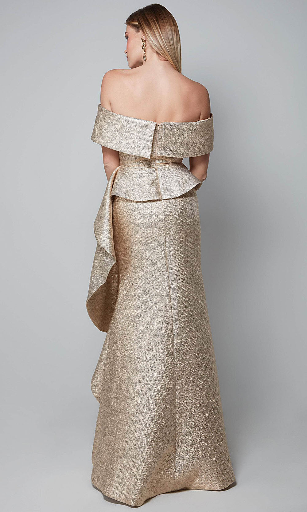 Alyce Paris 27612 In Gold