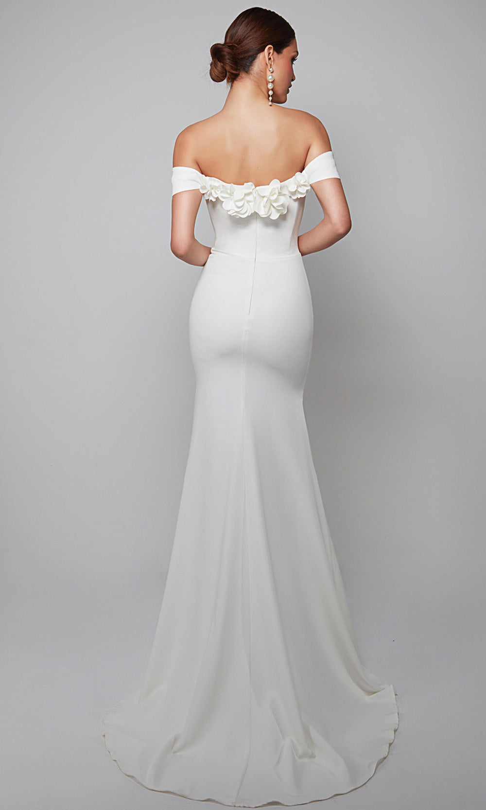 Alyce Paris 7062 In White