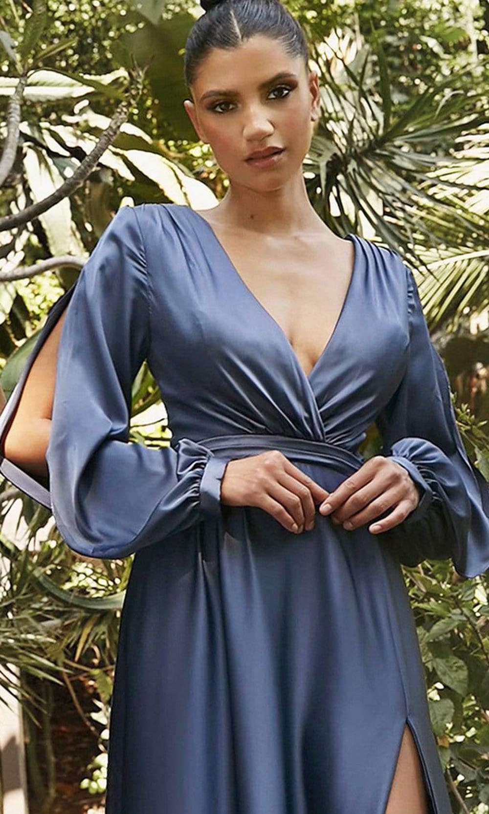 Ladivine 7475 Smoky Blue