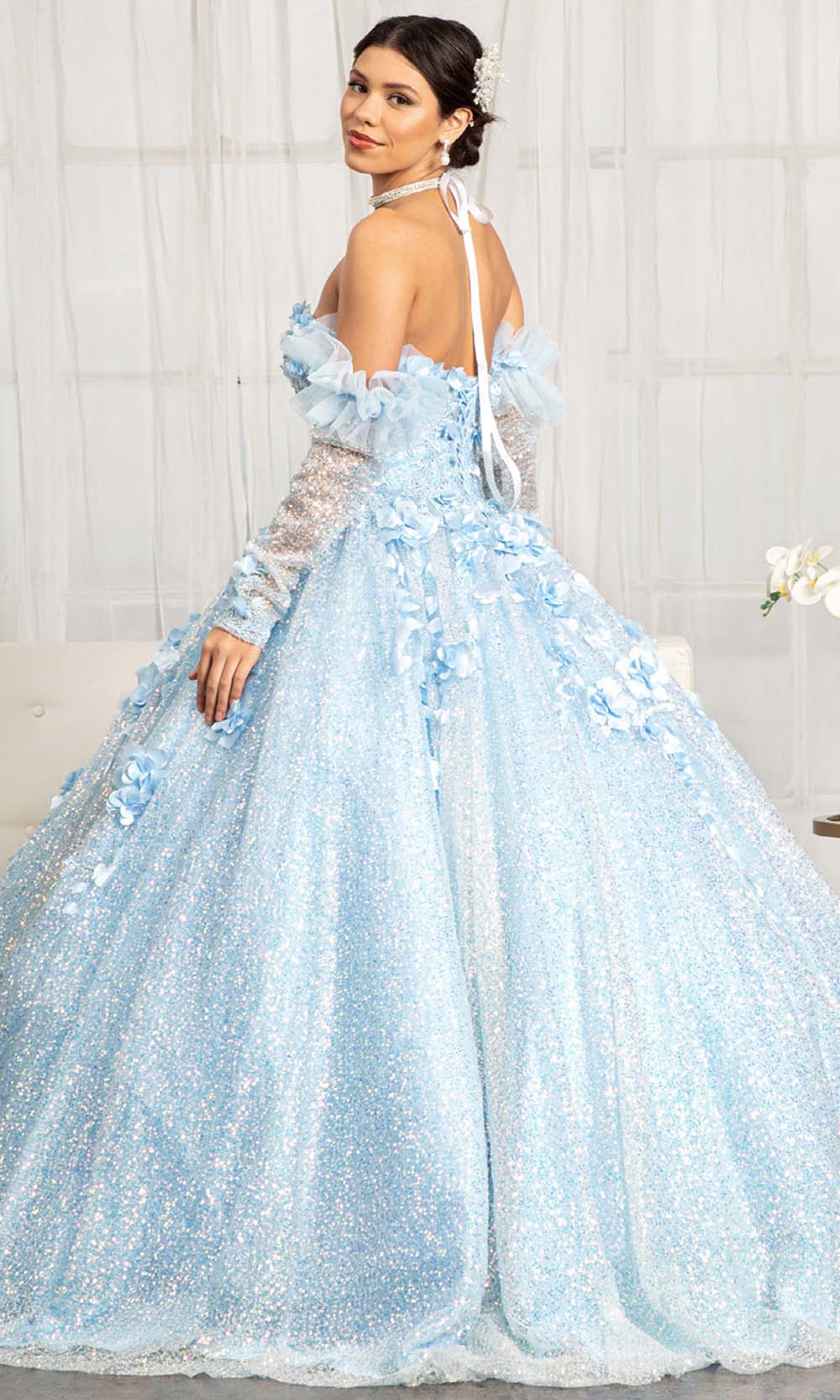 Elizabeth K GL1986 In Blue