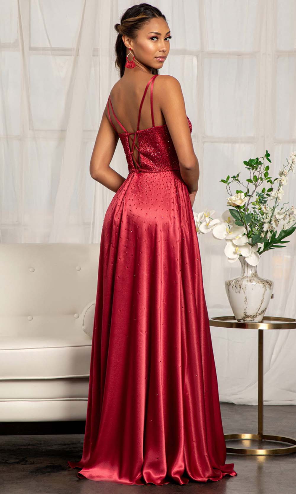 Elizabeth K GL3039 In Red