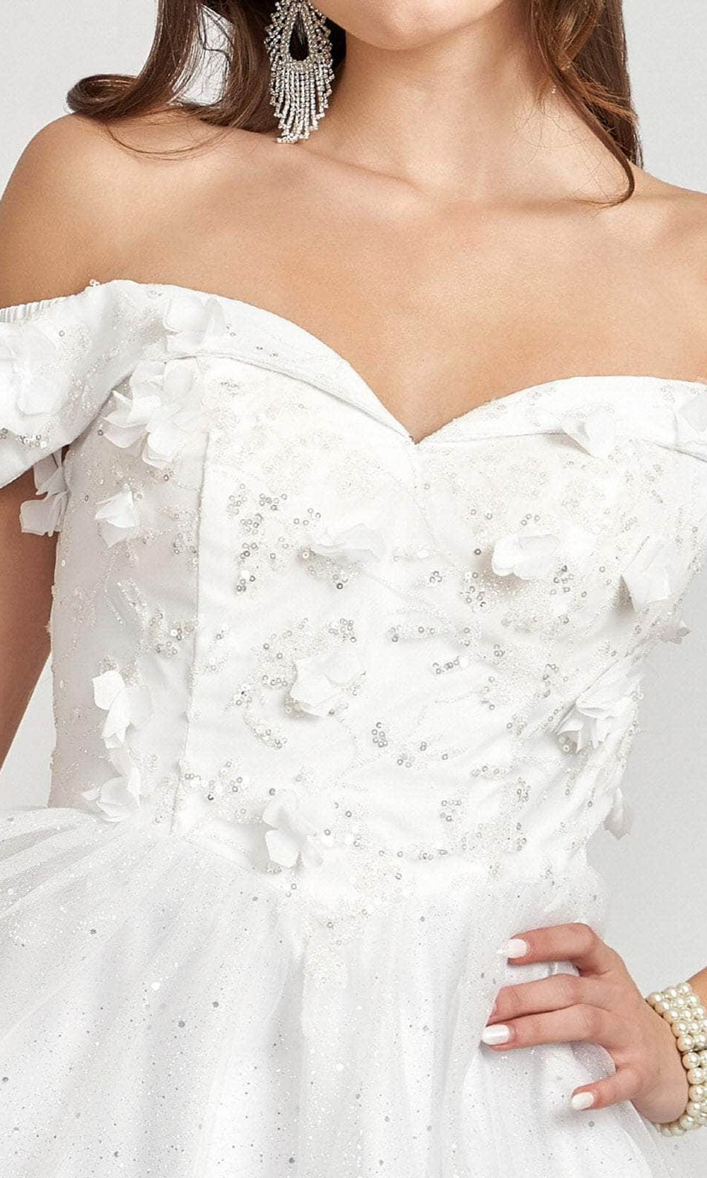 Elizabeth K GS1978 In Whitegrade 8 grad dresses, graduation dresses