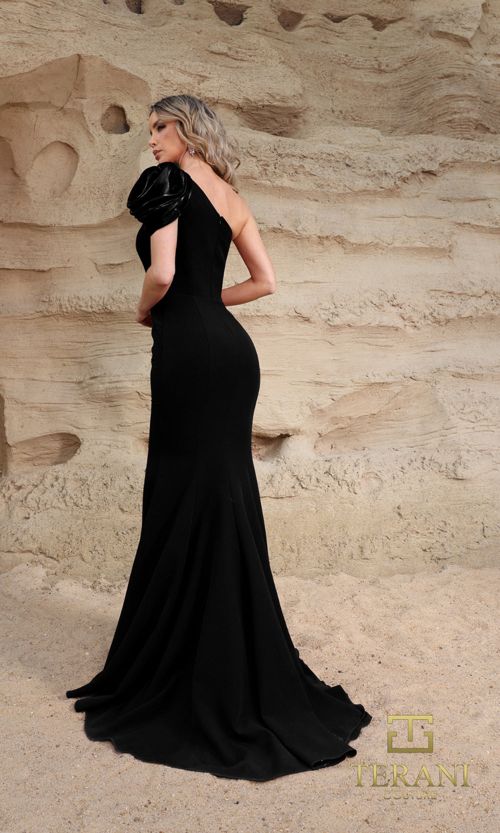 Terani Couture 252E5514