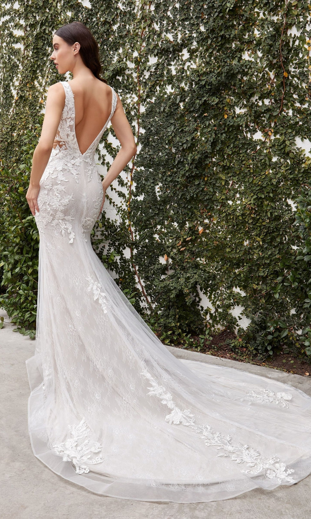 Andrea and Leo A1072W