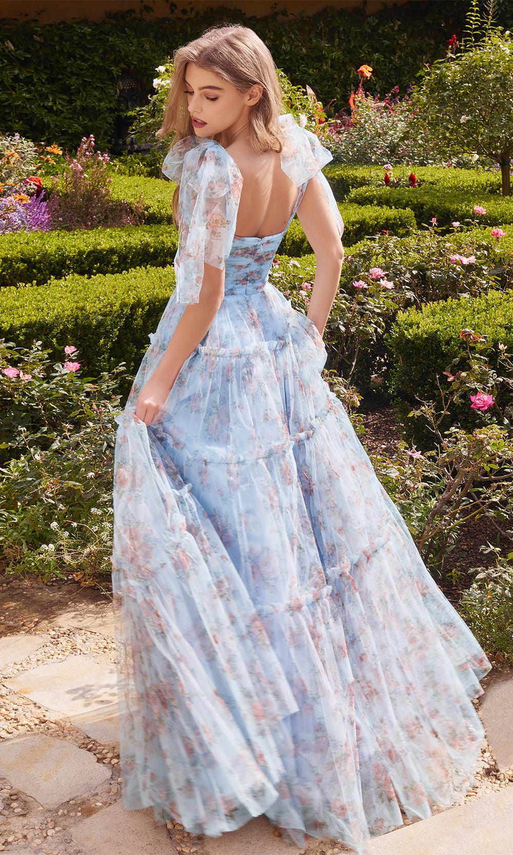 Andrea and Leo A1332 Blue