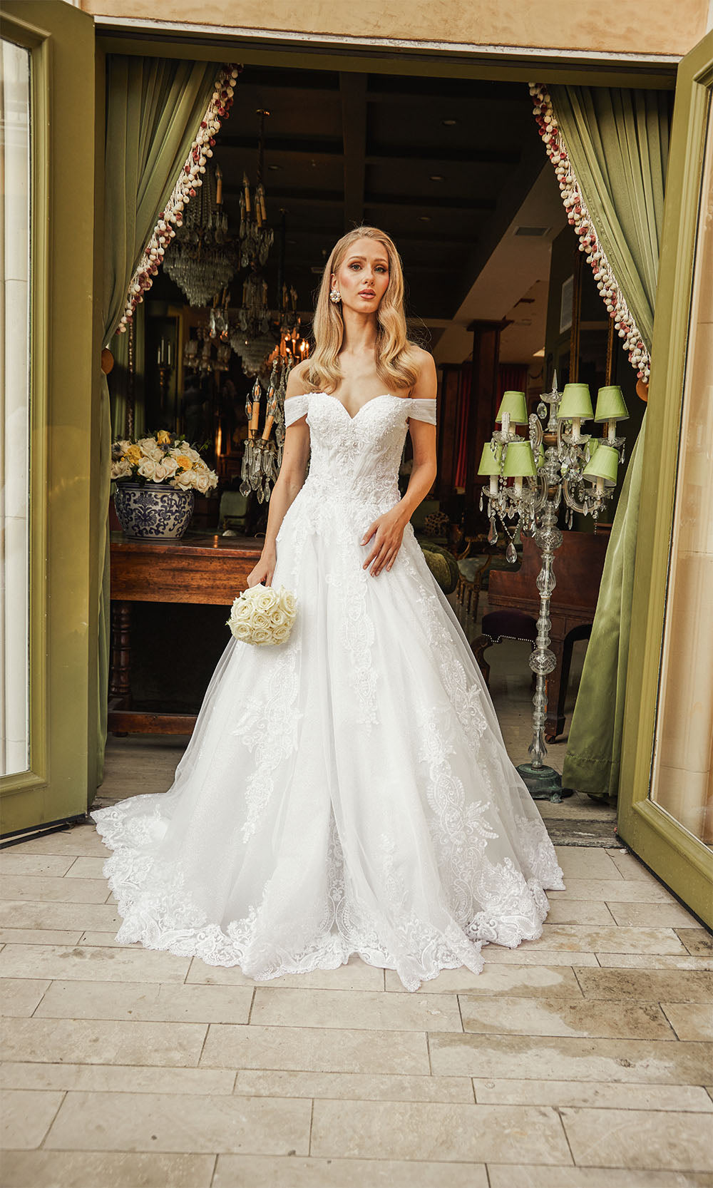 Elizabeth K GL3534 Snow White