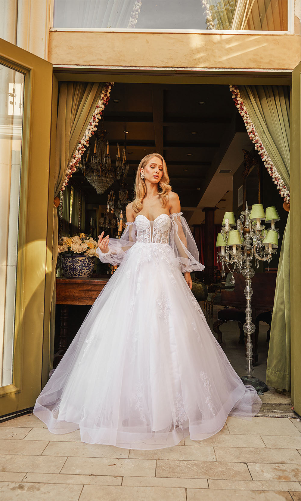 Elizabeth K GL3579 White