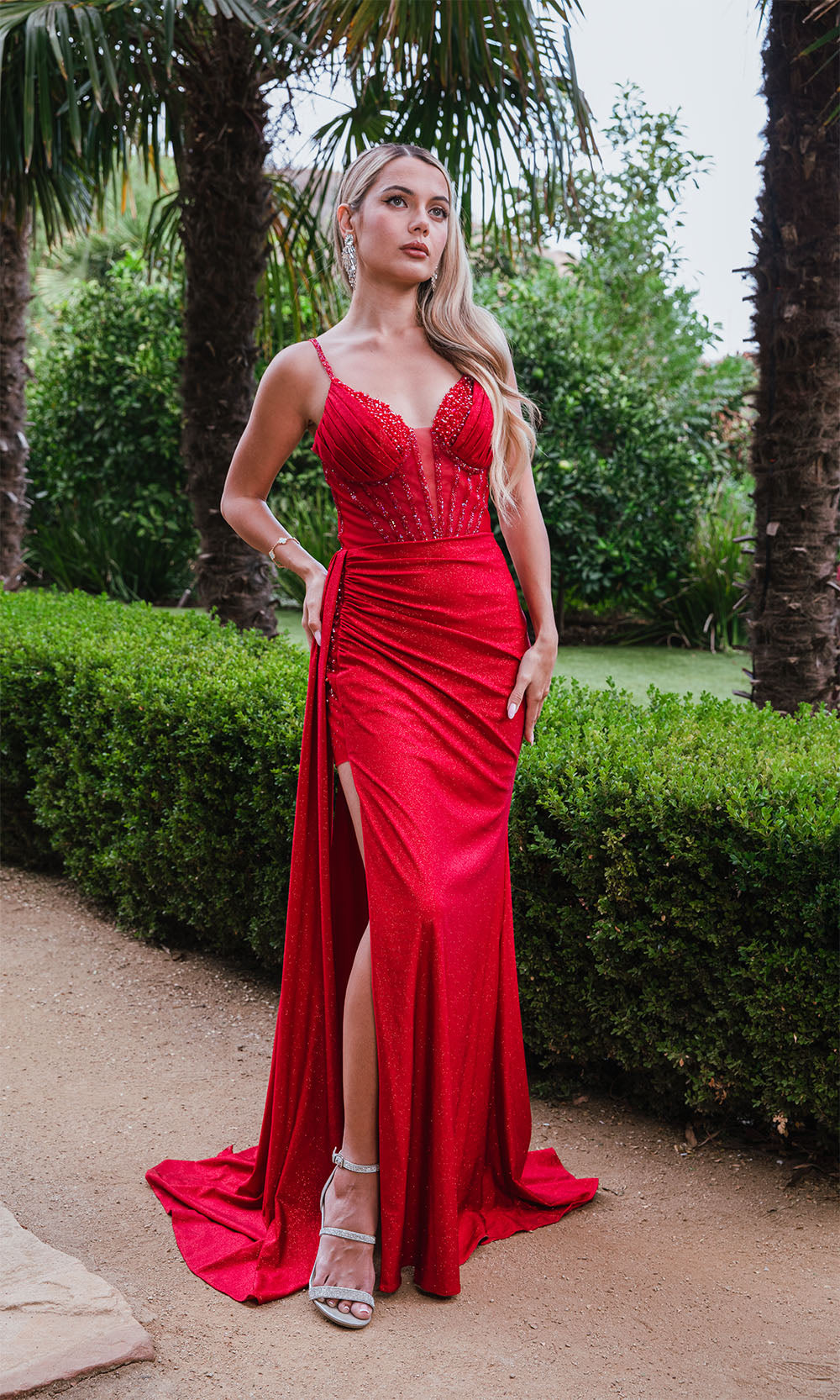 Elizabeth K GL3595 Red