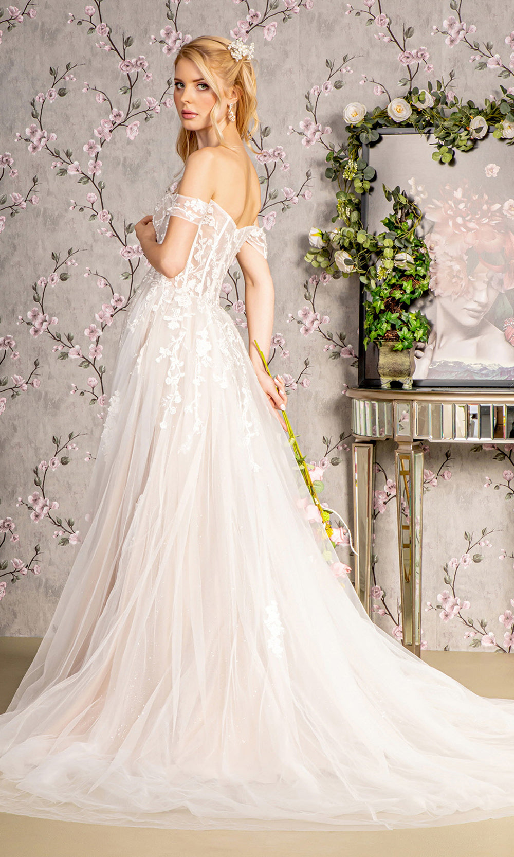 GLS by Gloria GL3429 Ivory/Champagne