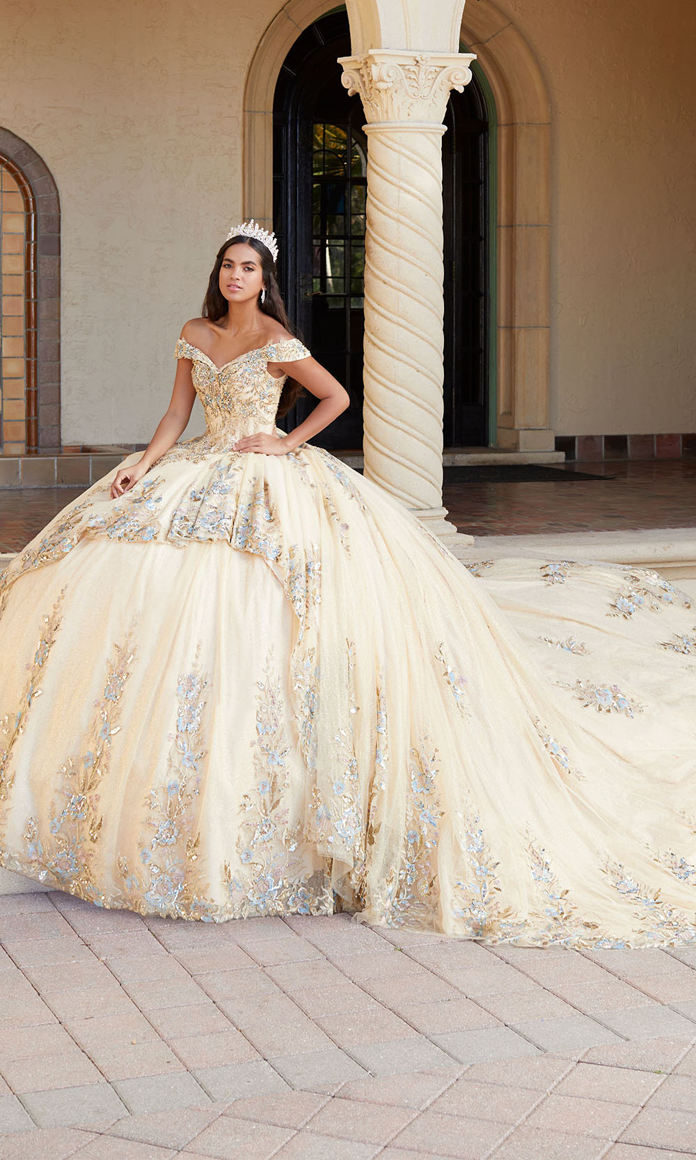 House of Wu 26058 Champagne/Gold