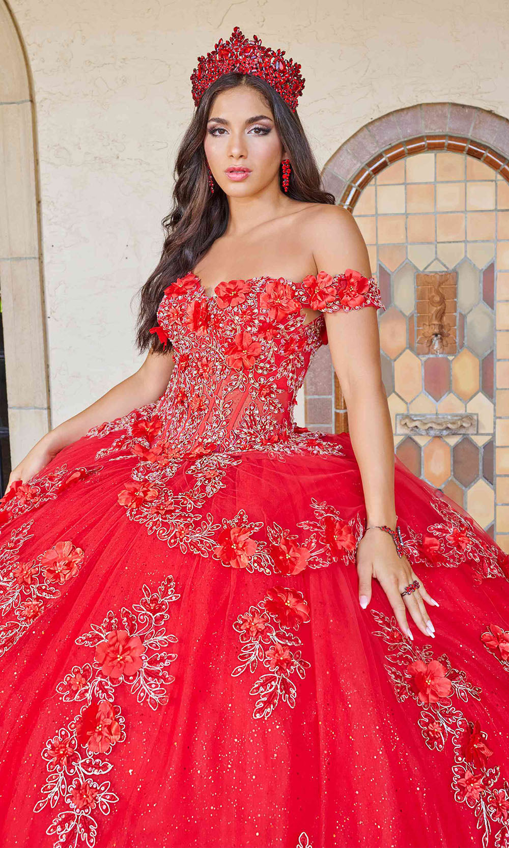 House of Wu 26073 Red/Gold