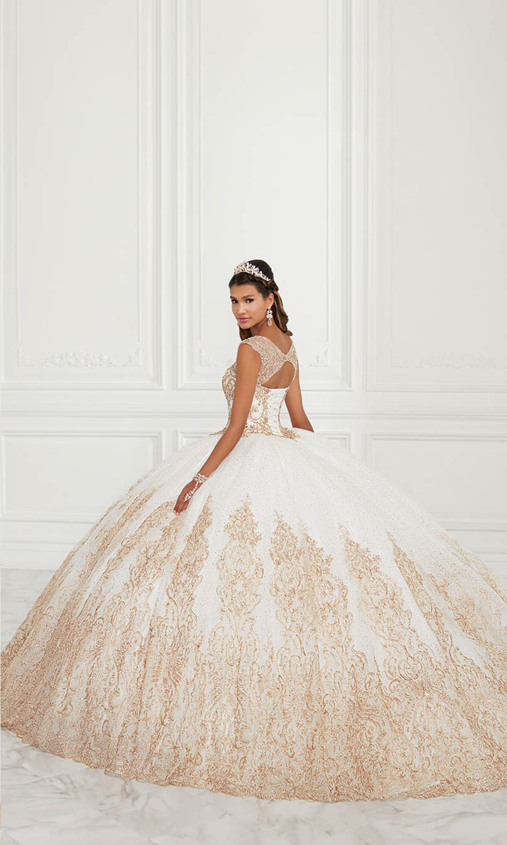 House of Wu 26941 Ivory/Gold