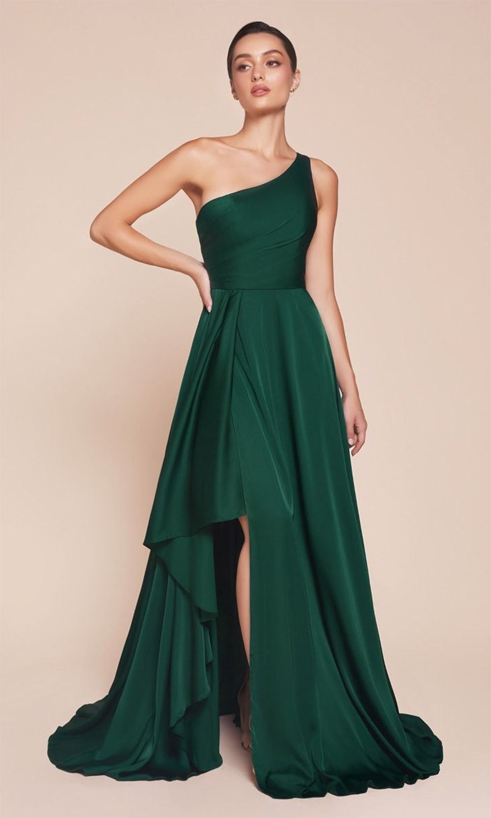 Ladivine 7450 Emerald