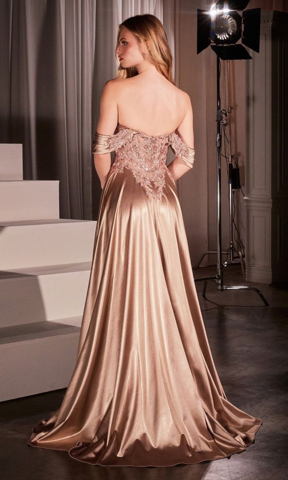 Ladivine CDS525 Mocha Gold