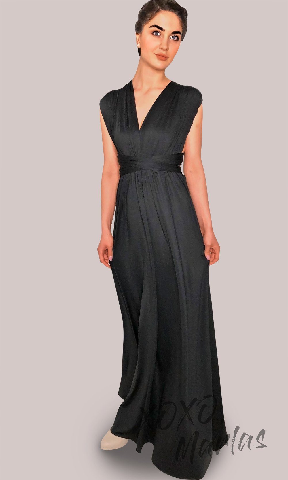 Long Black infinity bridesmaid dress or multiway dress or convertible dress.One dress worn in multiple ways. This black one size dress is perfect for bridesmaid, prom, destination wedding, gala, cheap western party dress, semi formal, cocktail