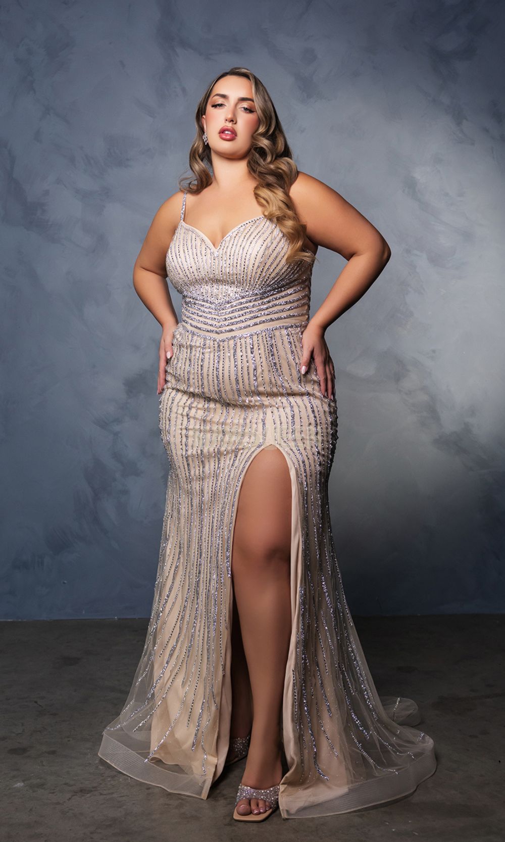 May Queen RQ8169 Champagne