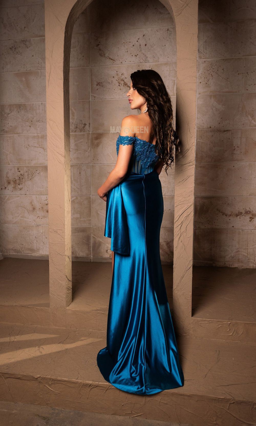 May Queen RQ8173 Teal Blue