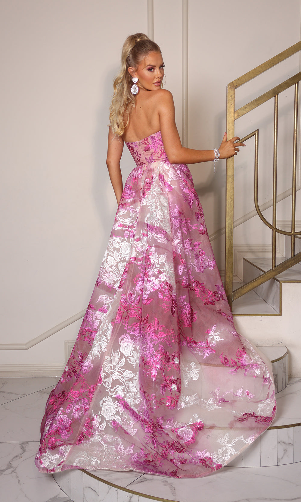 Portia and Scarlett PS26035