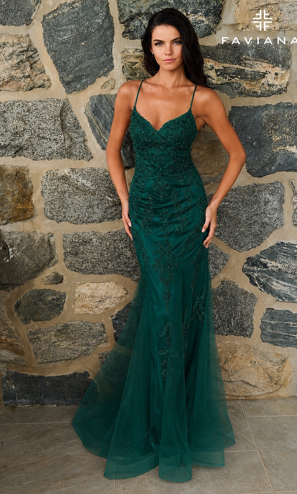 Faviana 11624 Dark Hunter Green prom dress front view, lace-embroidered fitted mermaid gown, v-neck straps, tulle train, prom gown
