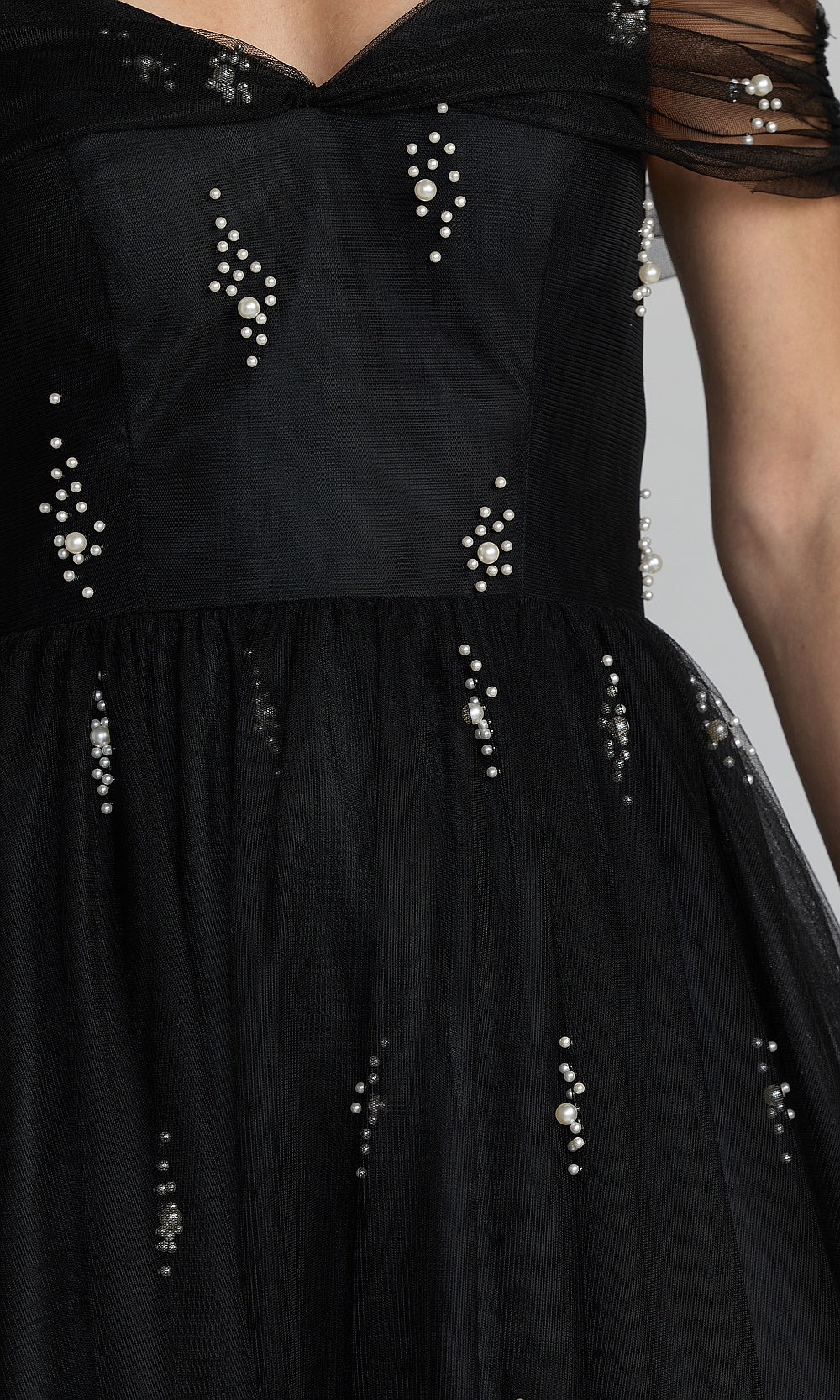 Mac Duggal 13227 Evening Dress - Black - CL