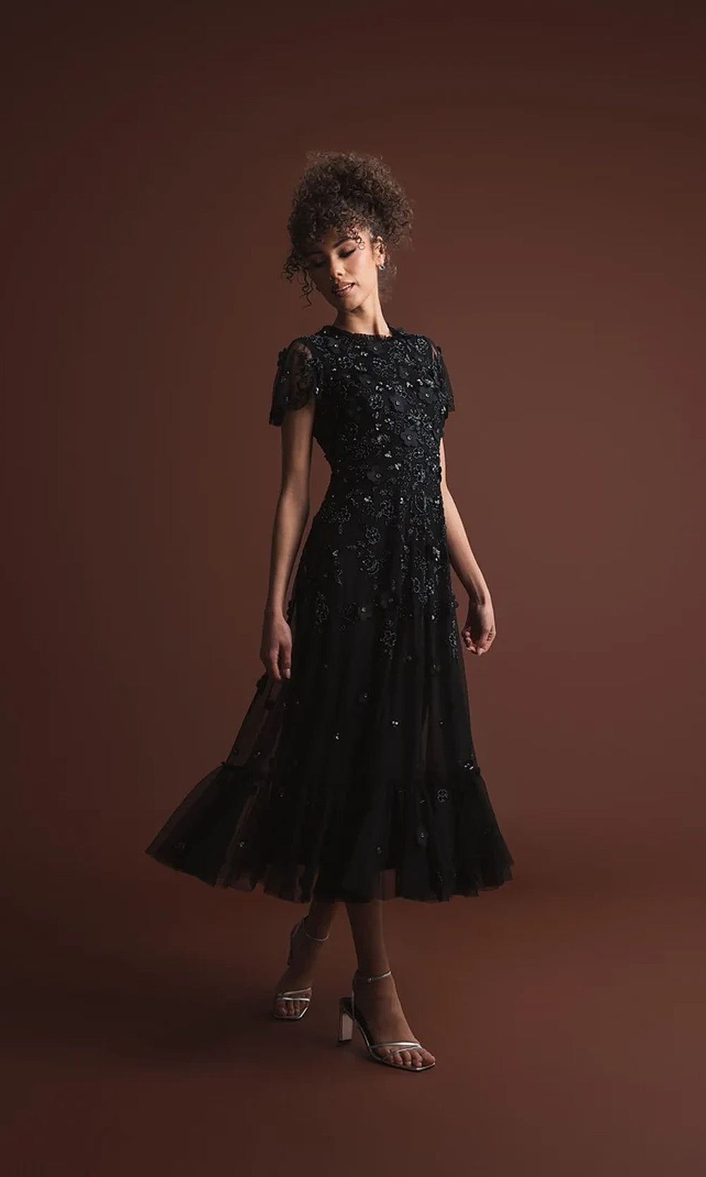 Mac Duggal 9212 Beaded Floral Appliqué Tea-Length Flutter-Sleeve Dress