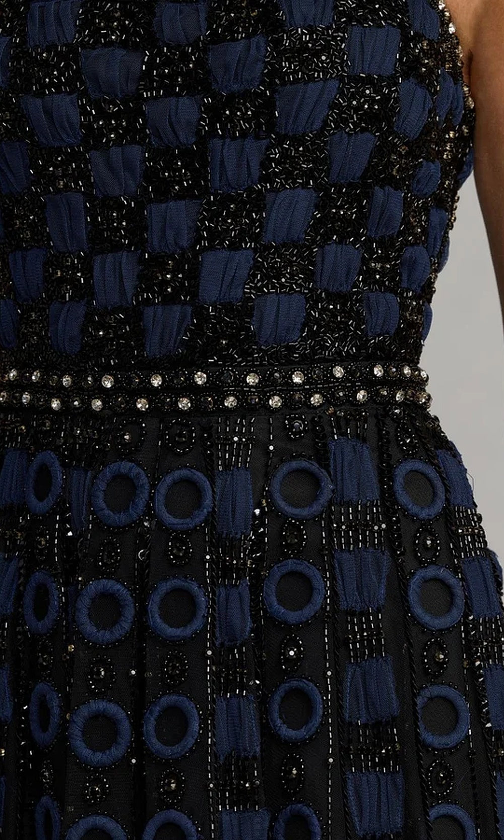 Mac Duggal 10106