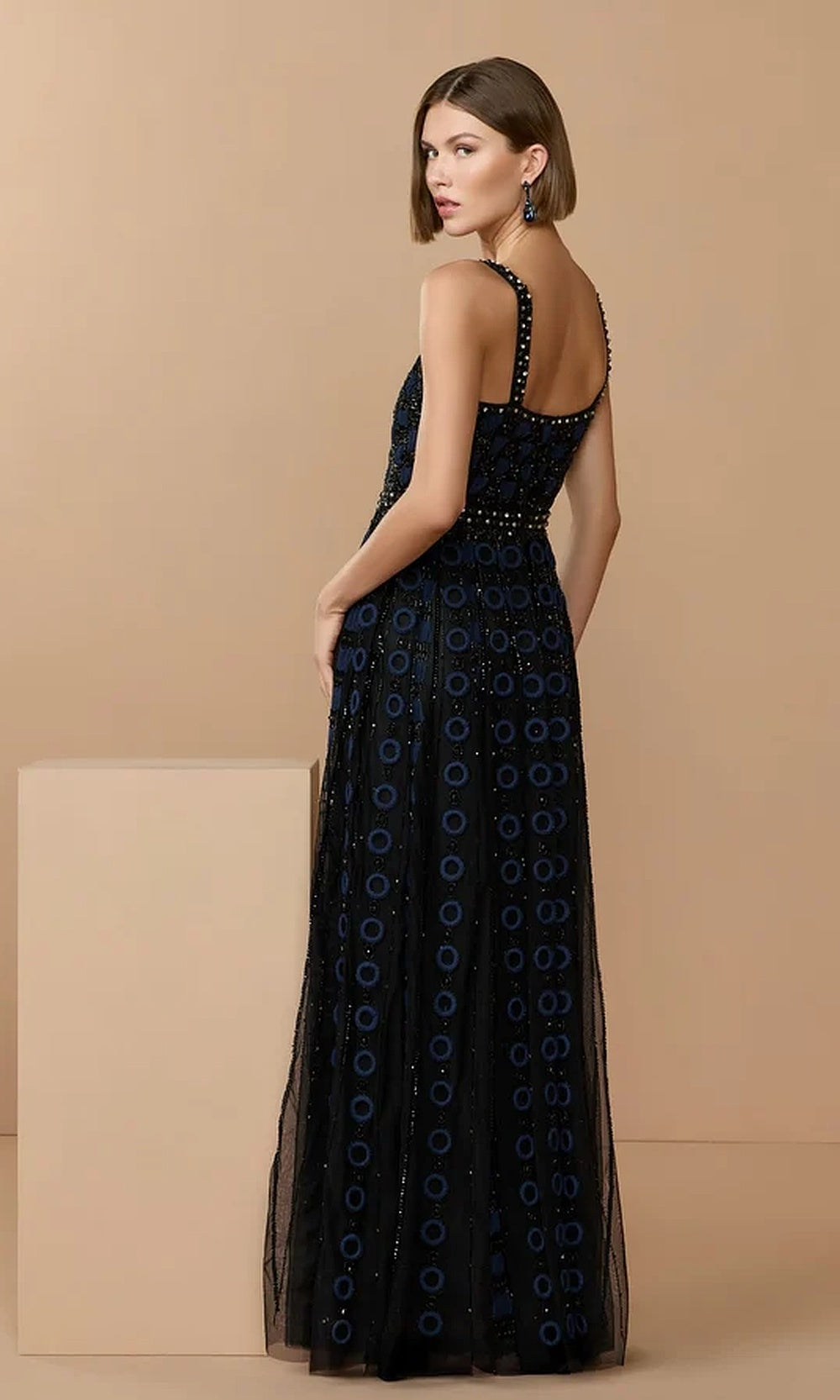 Mac Duggal 10106