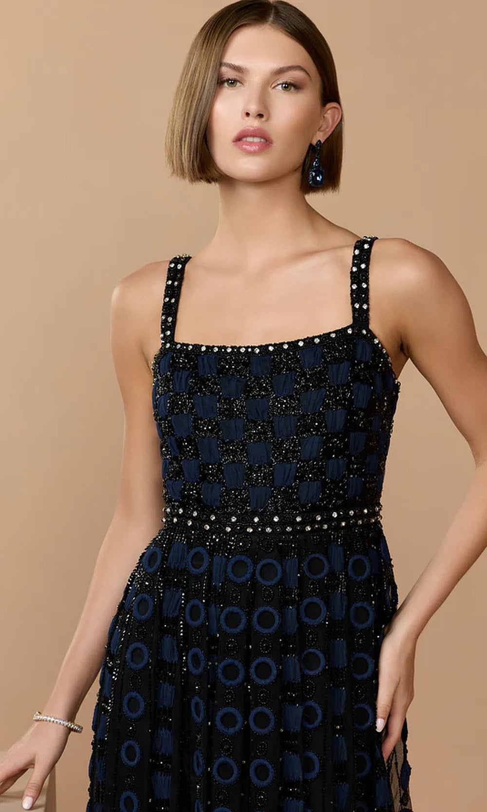 Mac Duggal 10106