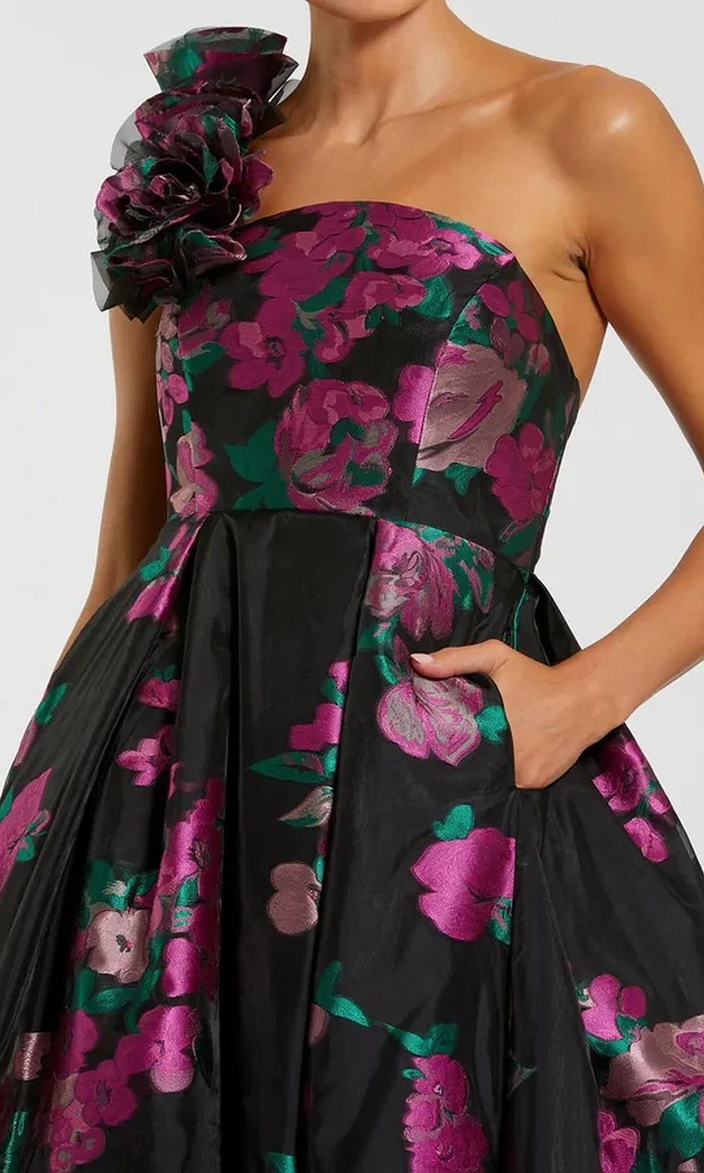 Mac Duggal 11967