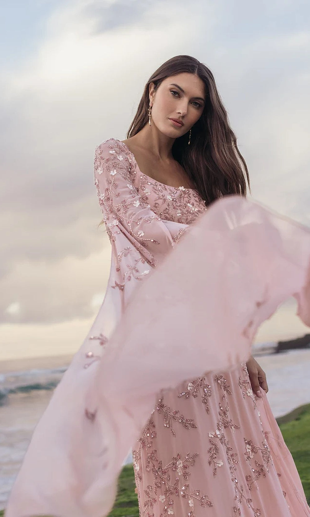 Mac Duggal 23068