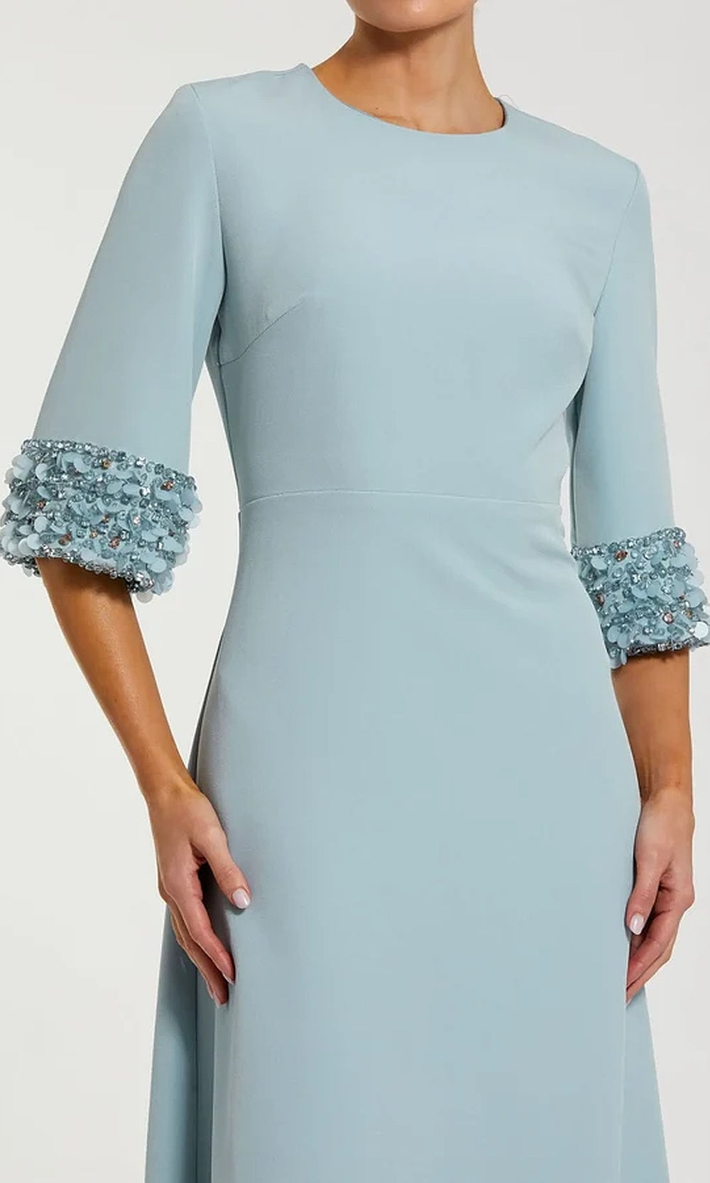 Mac Duggal 2342