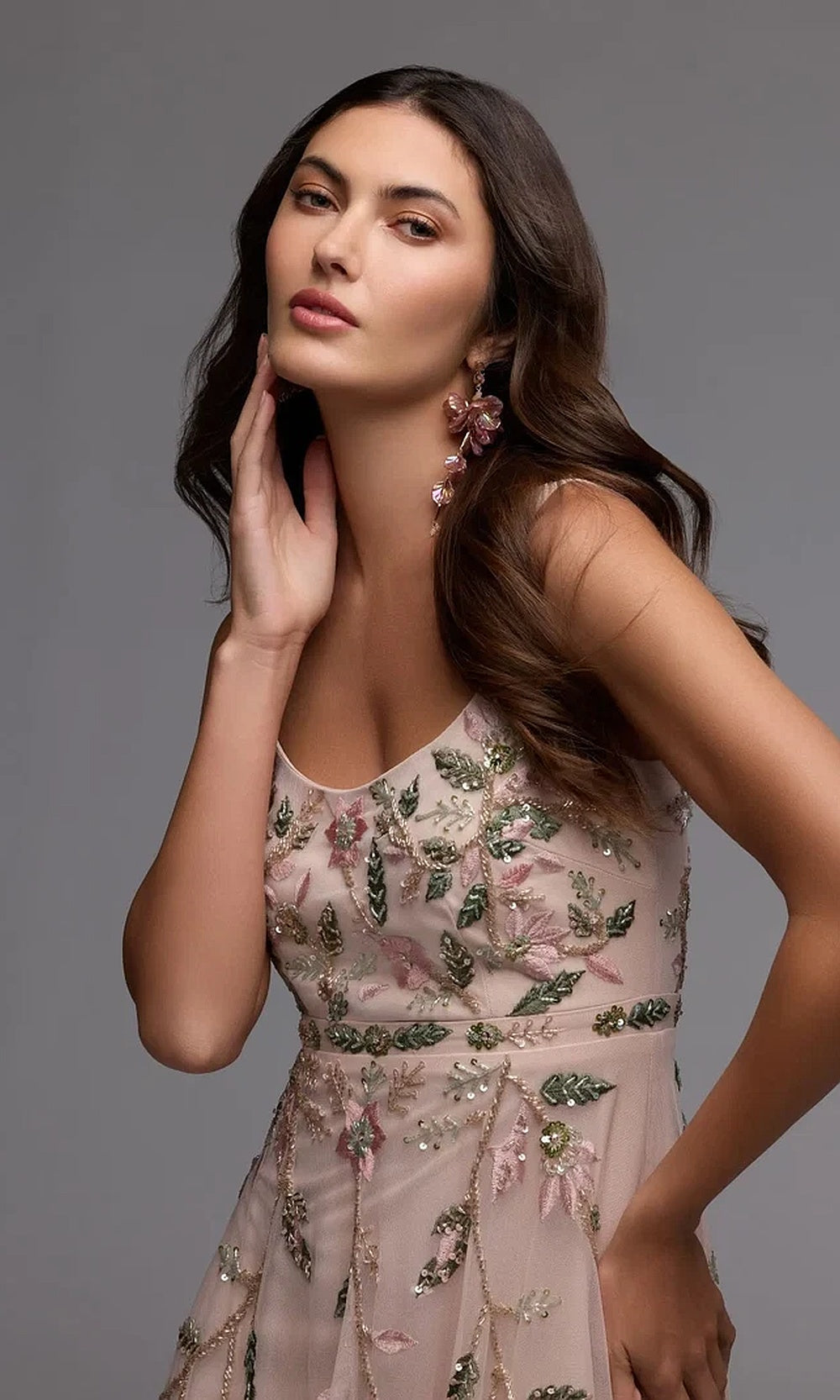 Mac Duggal 9402