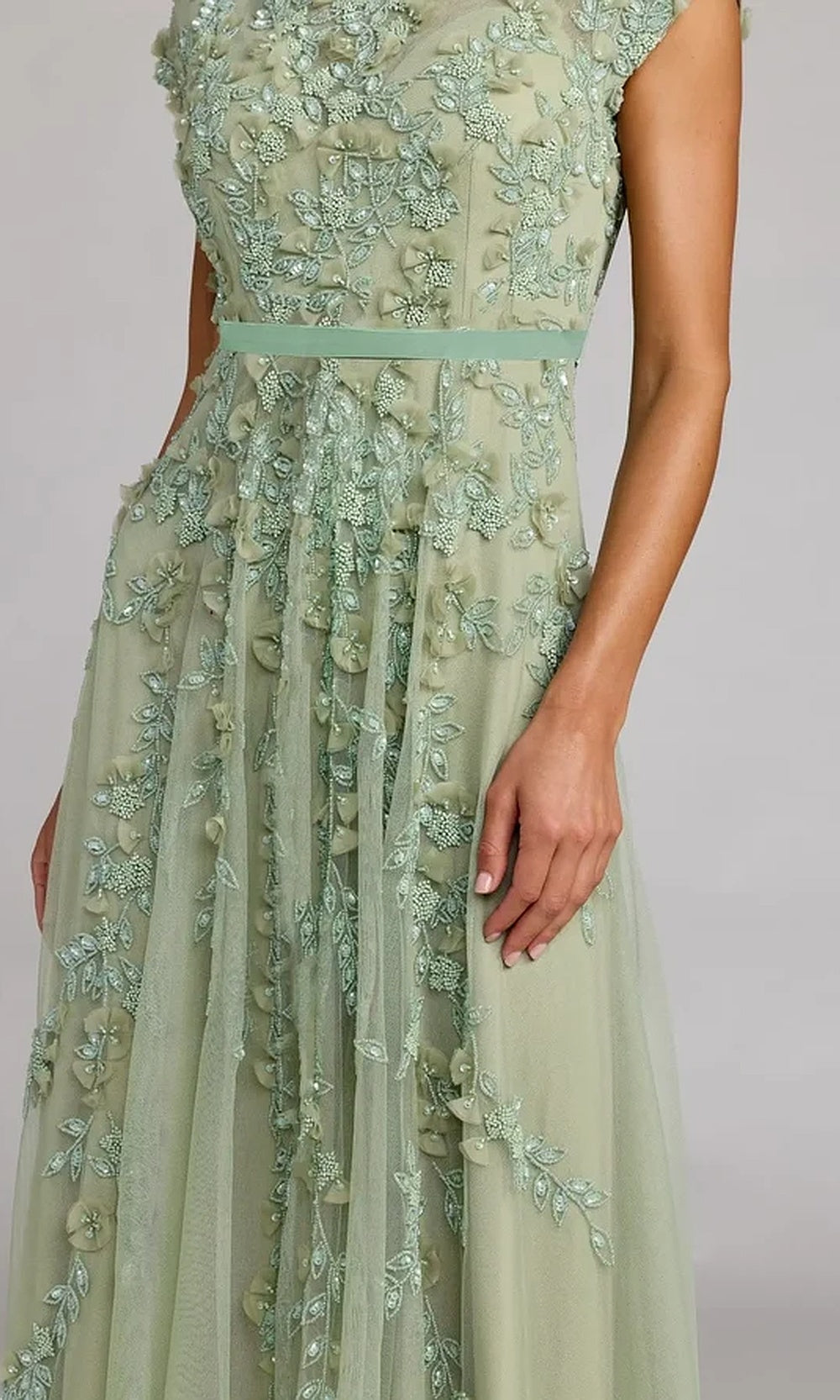 Mac Duggal 94339